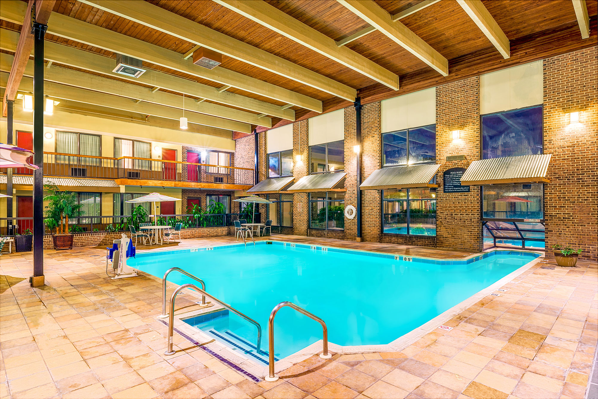 wyndham york hotel pool
